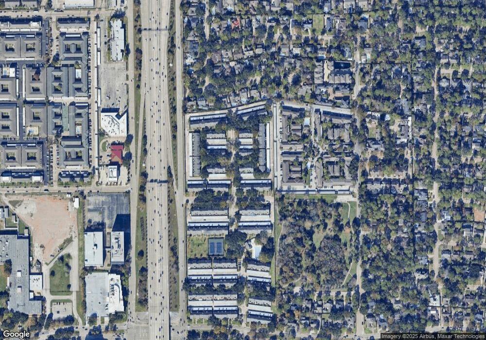 10266 Longmont Dr unit 41-2, Houston, TX 77042 - photo 1