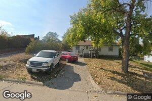 811 6th St, Crawford, NE 69339