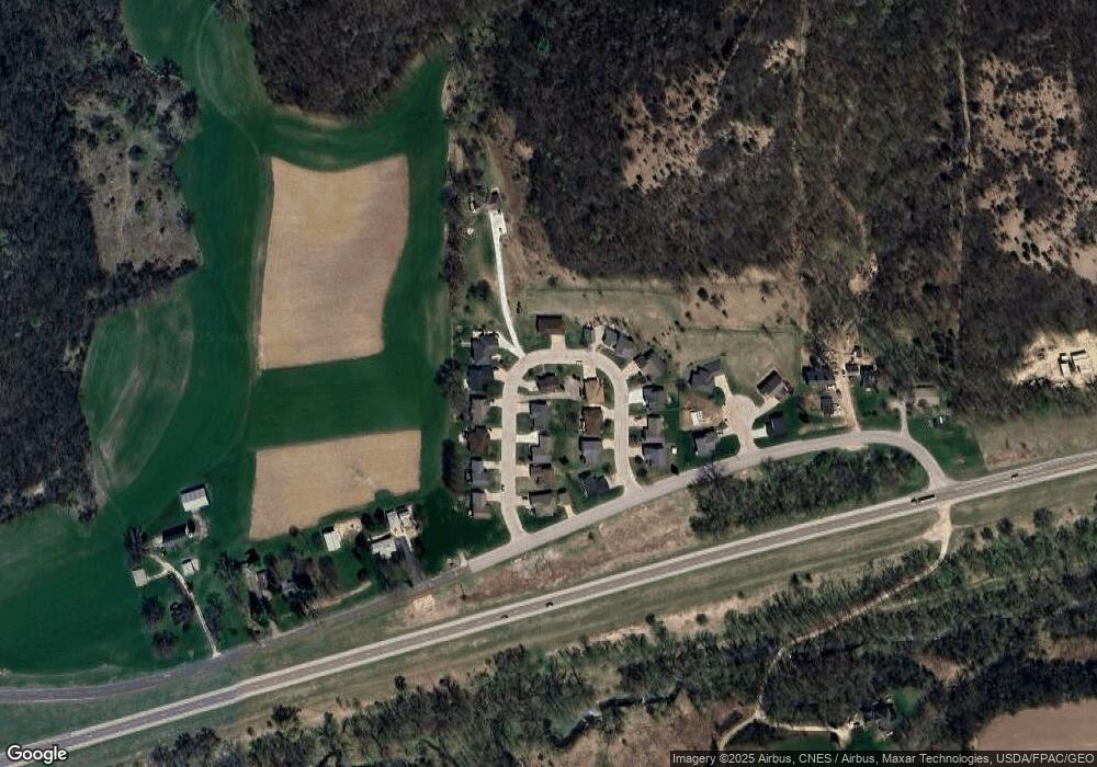 121 Bluffview Dr, Winona, MN 55987 - photo 1