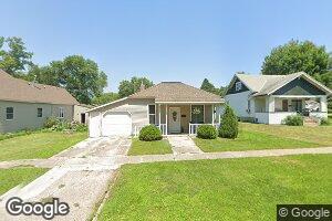 805 10th St, Sheldon, IA 51201
