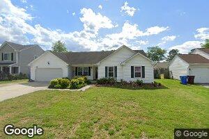 1315 Pinecroft Ln, Chesapeake, VA 23323