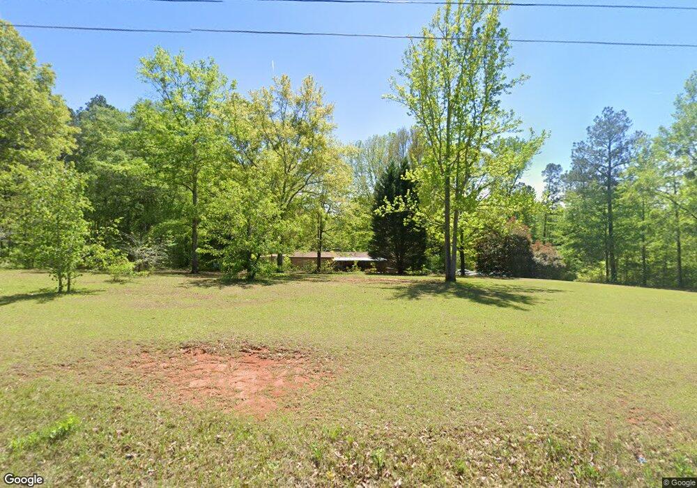 187 Rogers Cir, Barnesville, GA 30204 - photo 1