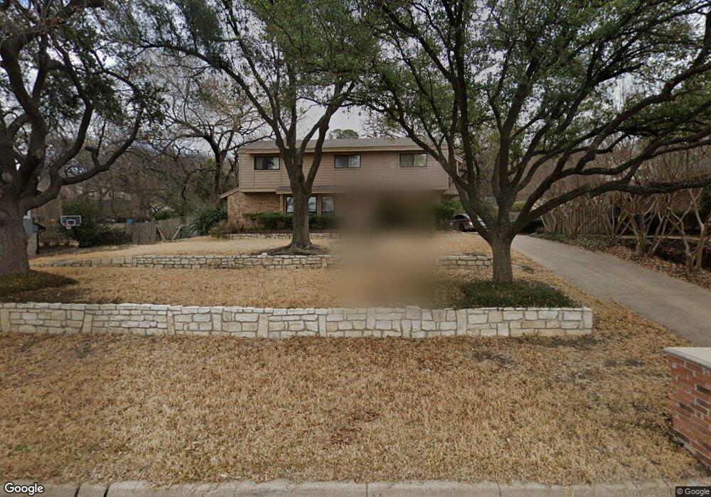 1303 Crowley Rd, Arlington, TX 76012 - photo 1
