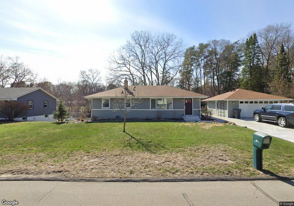 5122 Saint Marys Place, Minnetonka, MN 55345 - photo 1