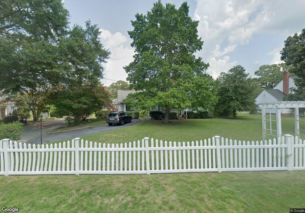 117 Lake Dr, Laurel, DE 19956 - photo 1