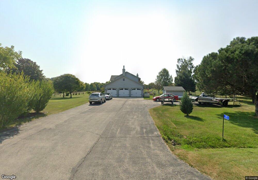 245 Hidden Bluff Rd, Cedar Grove, WI 53013 - photo 1