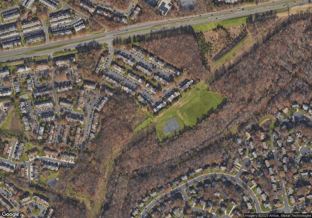 13837 Laura Ratcliff Ct, Centreville, VA 20121 - photo 1