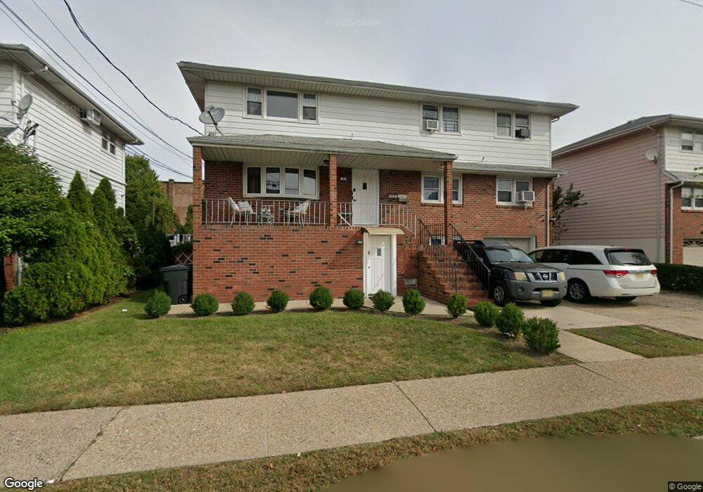 8 N Veprek Ln, South Hackensack, NJ 07606 - photo 1
