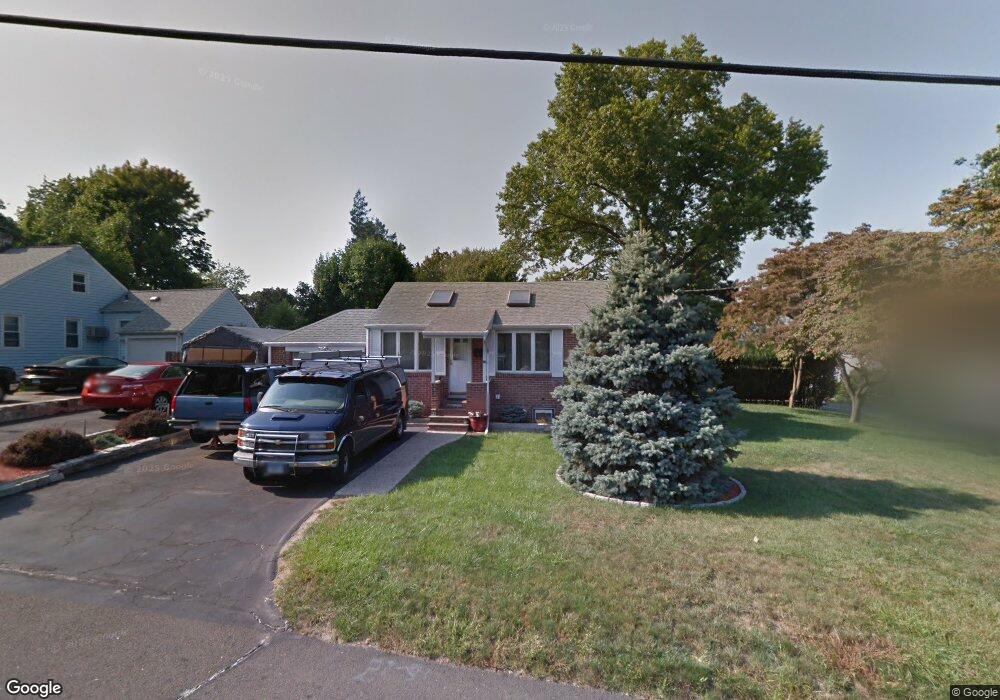 27 Scribner Ave, Norwalk, CT 06854 - photo 1