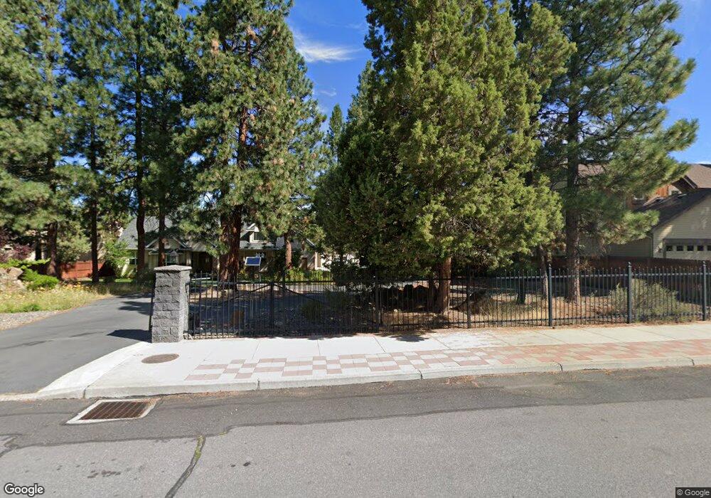 19938 Porcupine Dr, Bend, OR 97702 - photo 1