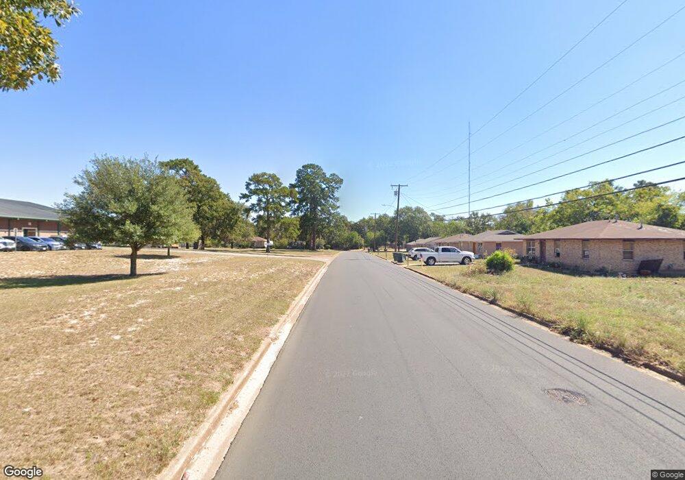 1320 Dolph St, Nacogdoches, TX 75964 - photo 1