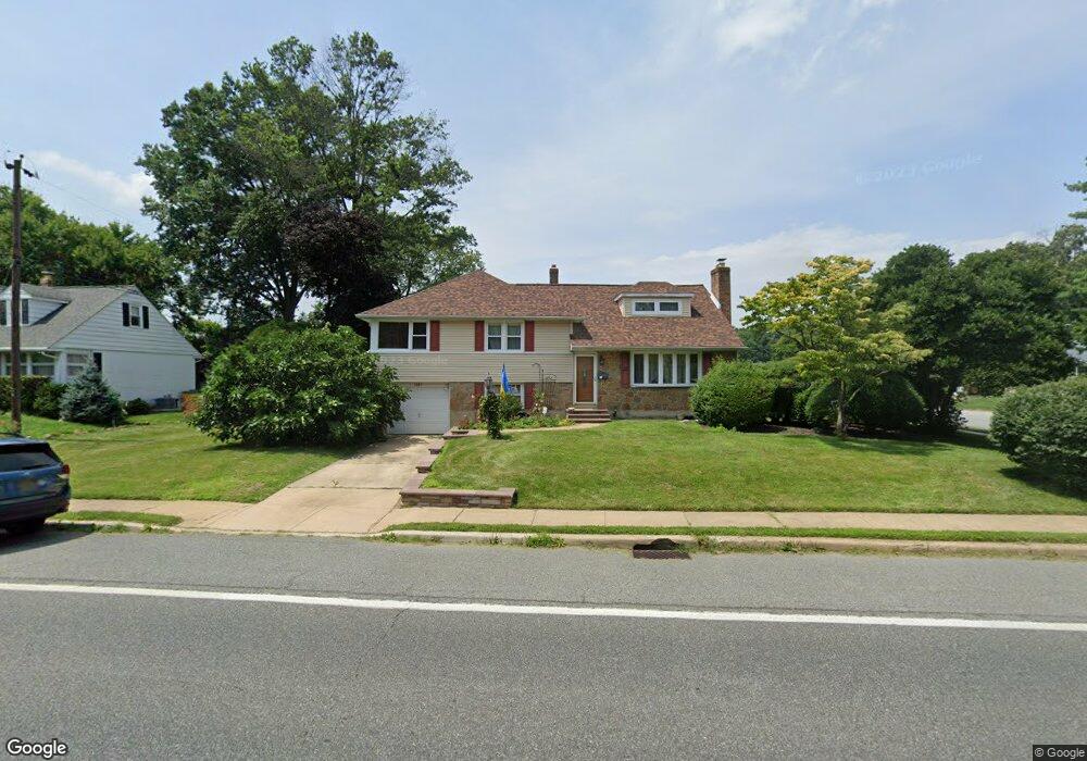 1023 Wilson Rd, Wilmington, DE 19803 - photo 1