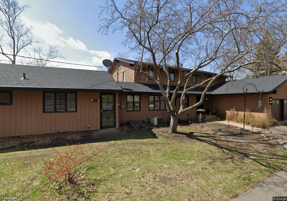 5580 Shore Rd, Excelsior, MN 55331 - photo 1