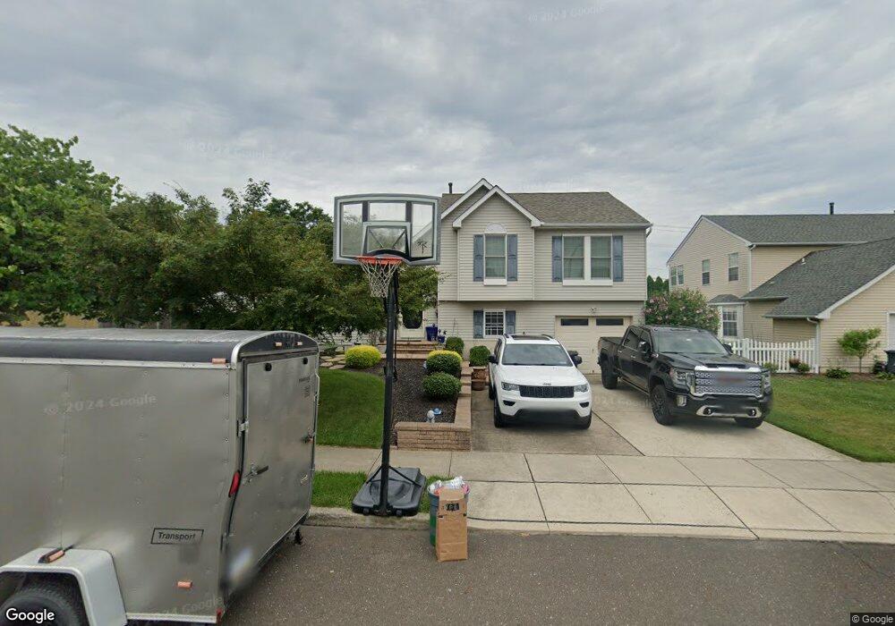 34 Jennifer Ln, Morrisville, PA 19067 - photo 1