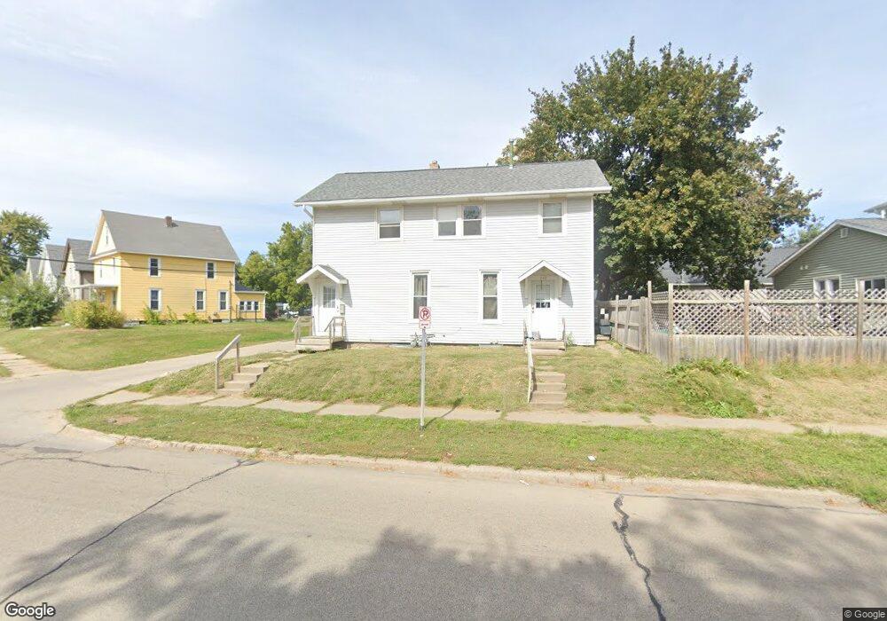 348 8th Ave SW, Cedar Rapids, IA 52404 - photo 1