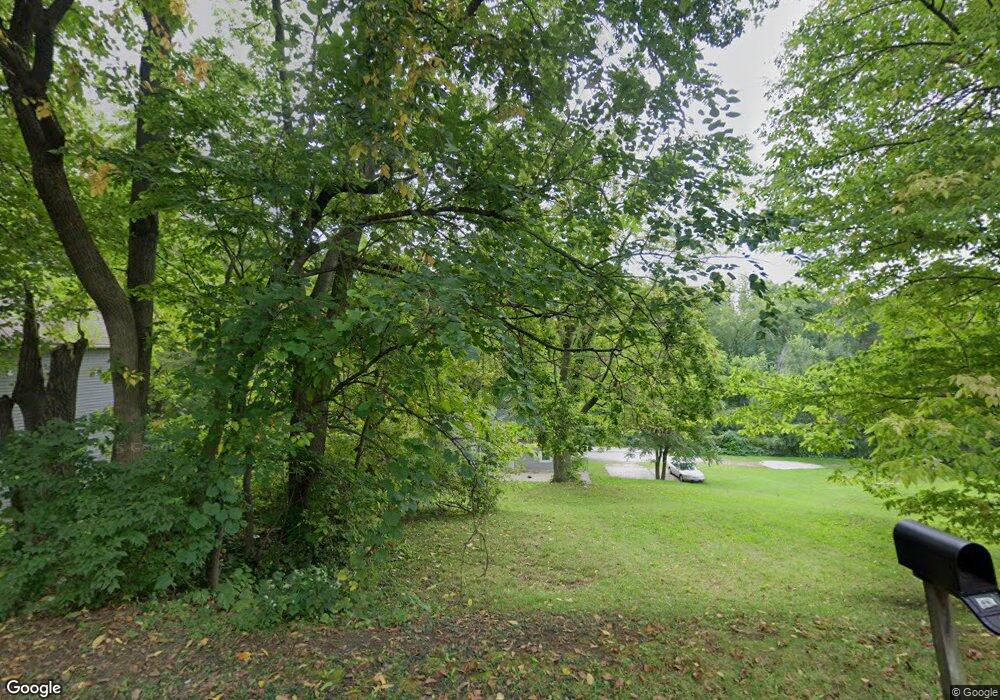 516 W 10 1/2 St, Davenport, IA 52803 - photo 1