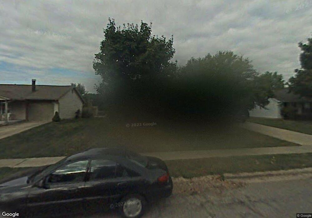 318 Meadow Dr, Circleville, OH 43113 - photo 1