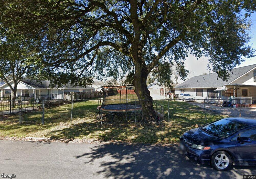 7739 Southern St, Houston, TX 77087 - photo 1