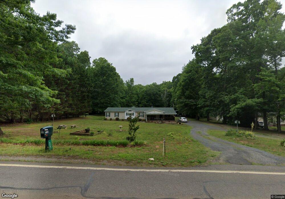 528 S Greenbriar Rd, Statesville, NC 28625 - photo 1