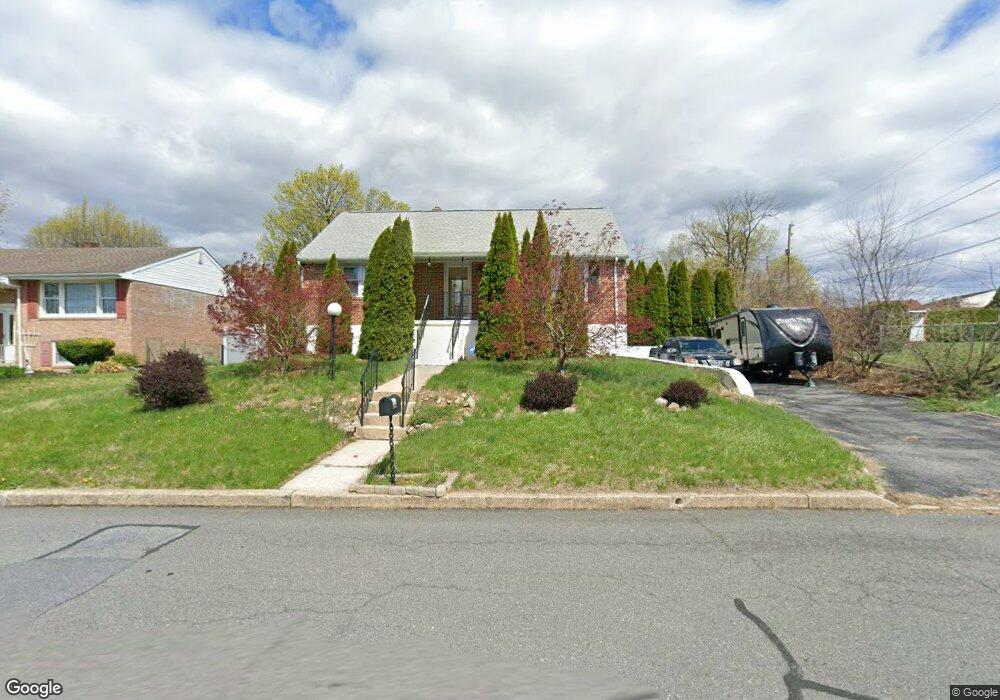 3419 Magnolia Ave, Reading, PA 19605 - photo 1