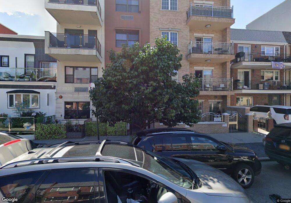 30-37 38th St, Long Island City, NY 11103 - photo 1