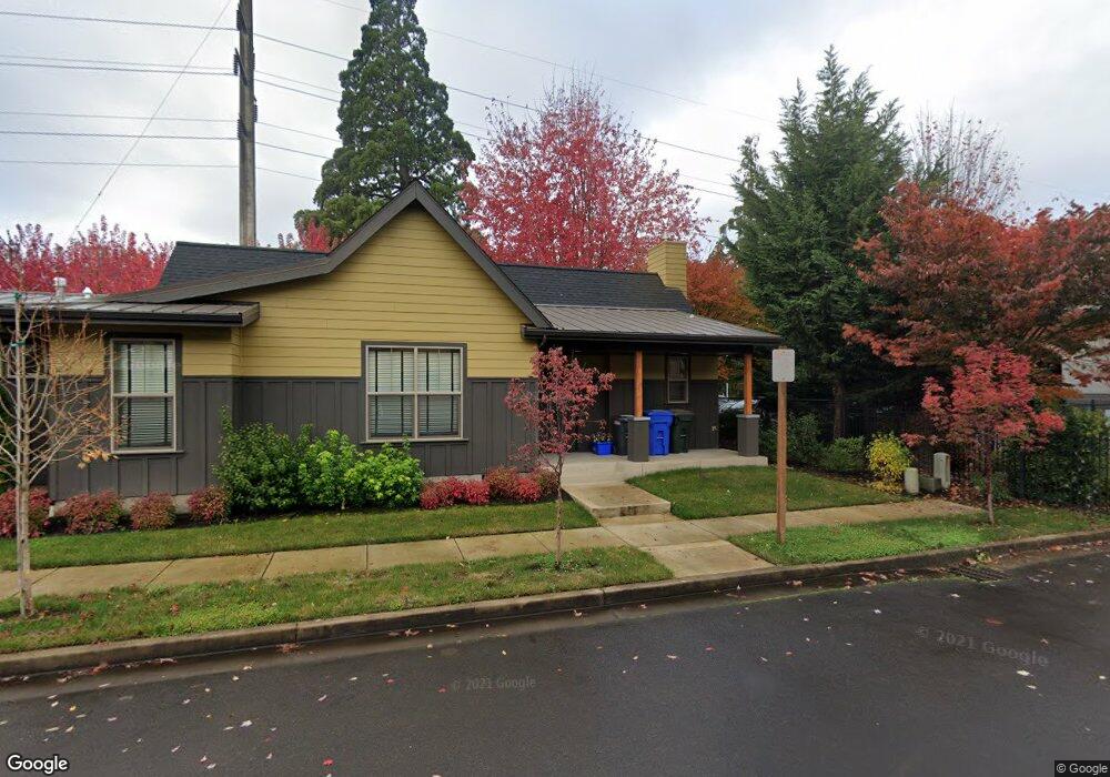 320 Mia Ln, Eugene, OR 97401 - photo 1