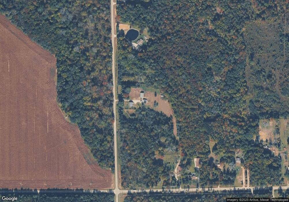 6381 Oak Rd, Vassar, MI 48768 - photo 1