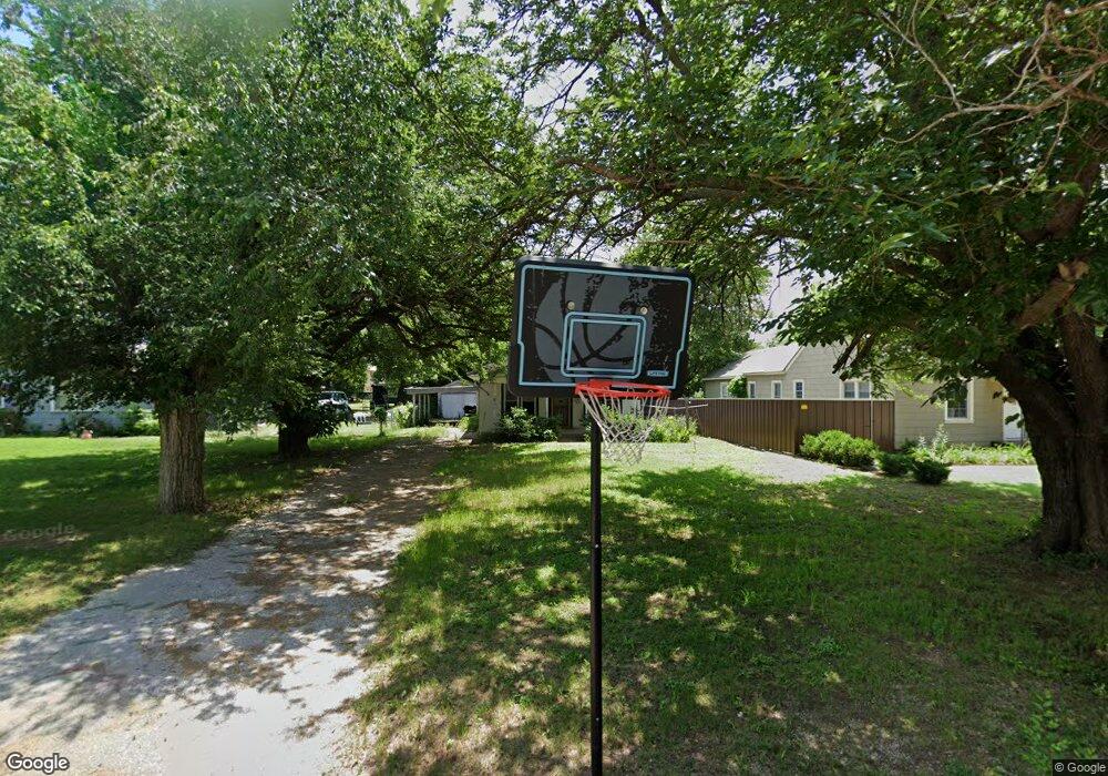 708 W Spruce Ave, Duncan, OK 73533 - photo 1