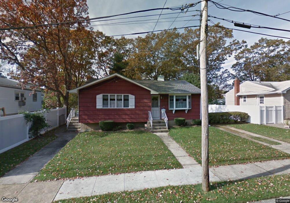 1712 Trinity St, West Babylon, NY 11704 - photo 1