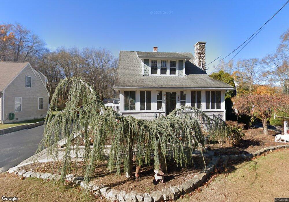 139 Black Point Rd, Niantic, CT 06357 - photo 1