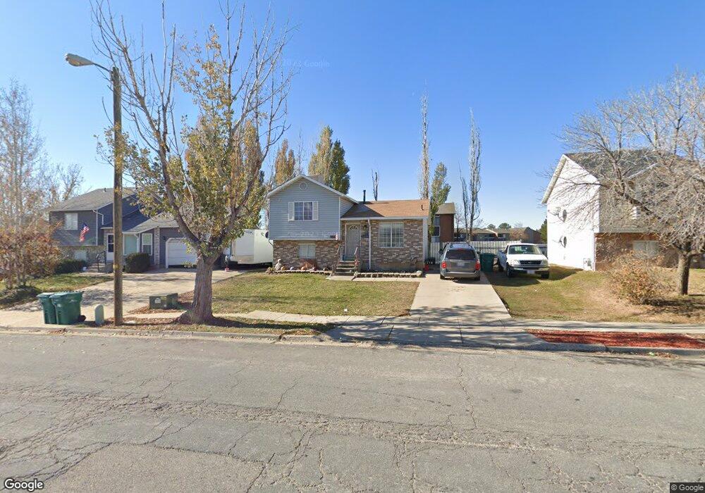 1653 N 275 W, Layton, UT 84041 - photo 1