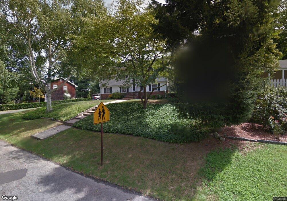 59 Derwen St, Stamford, CT 06906 - photo 1