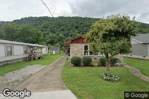 311 5th Ave, Glasgow, WV 25086