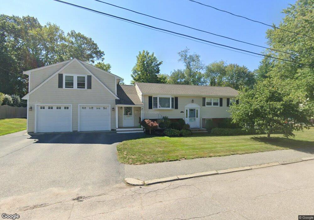 103 Ellis Cir, South Weymouth, MA 02190 - photo 1