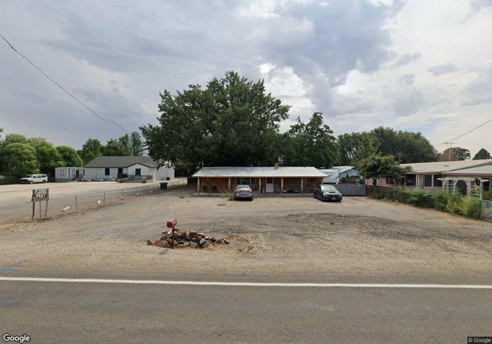 715 W Idaho Ave, Homedale, ID 83628 - photo 1