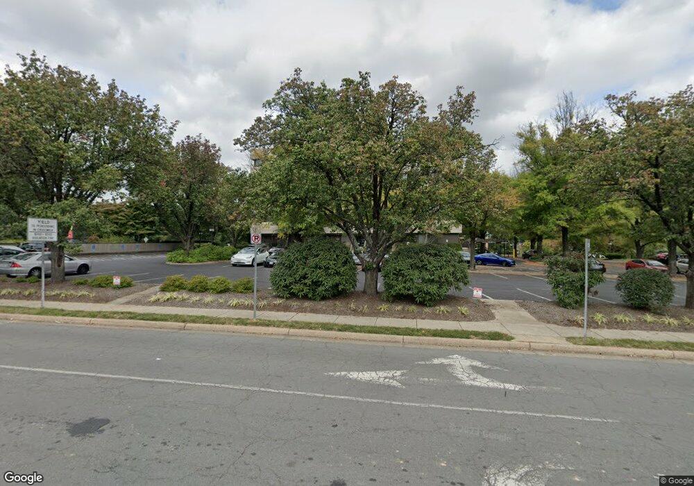 11260 Roger Bacon Dr unit 15, Reston, VA 20190 - photo 1