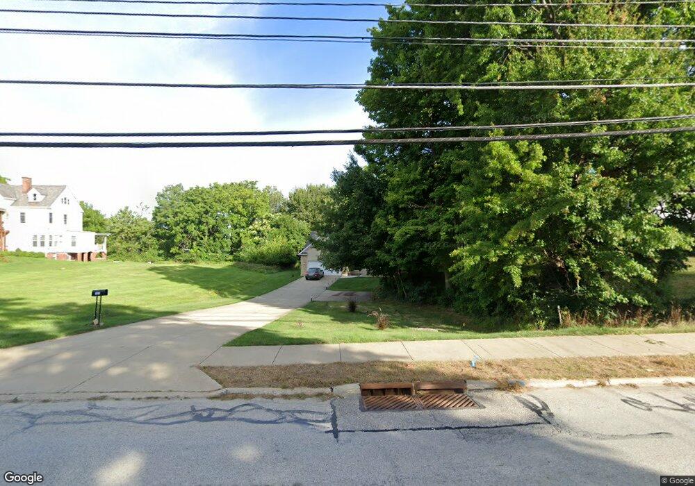 29311 Ridge Rd, Wickliffe, OH 44092 - photo 1