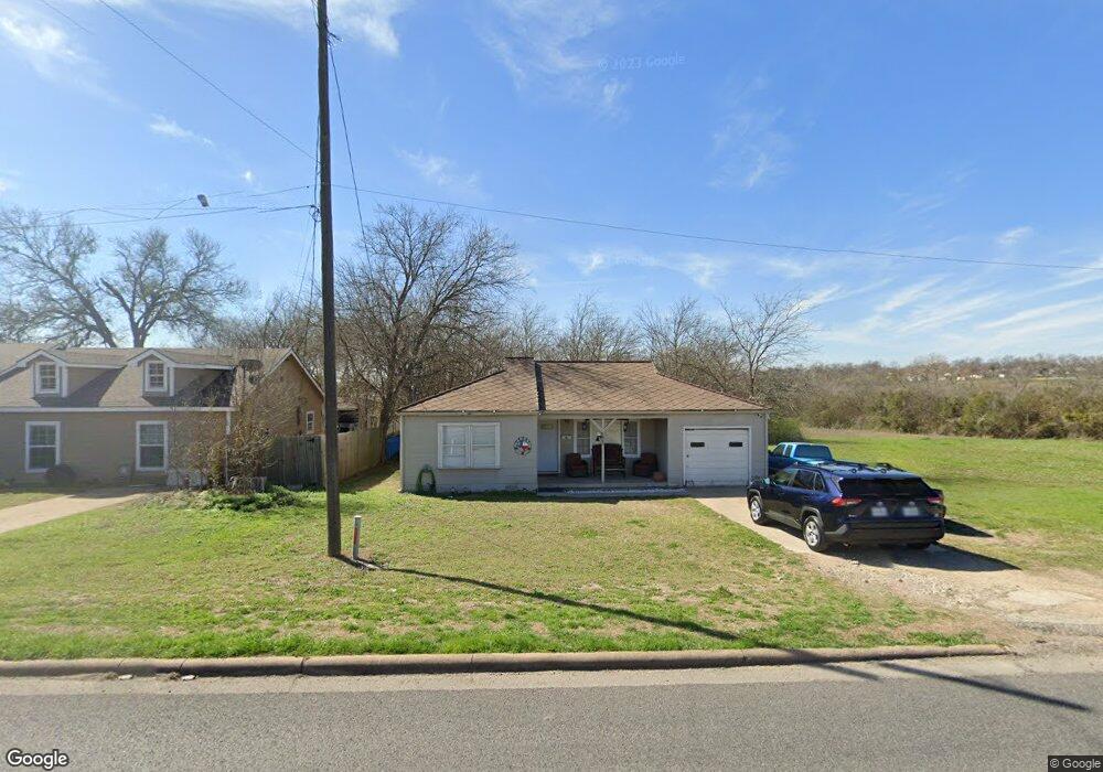 1615 E Adams Ave, Temple, TX 76501 - photo 1