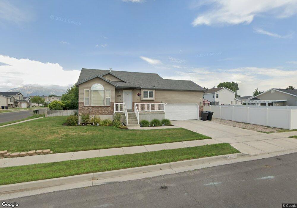 2252 N 2225 W, Clinton, UT 84015 - photo 1