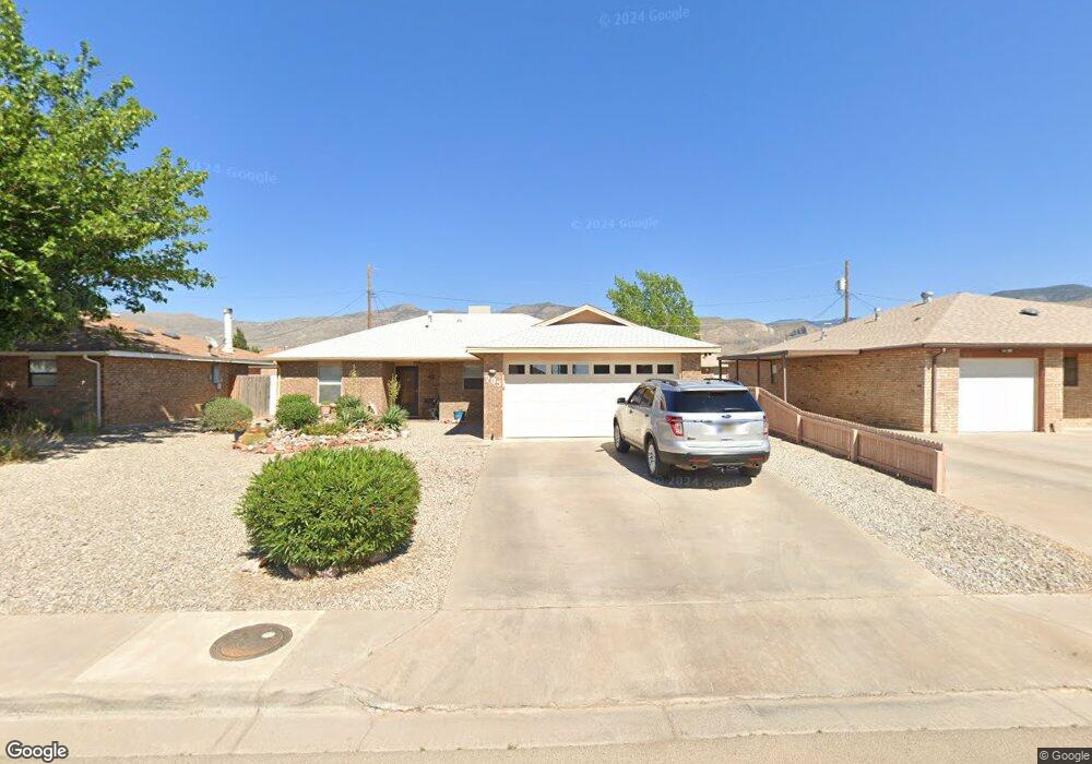 705 Candlewood Ct, Alamogordo, NM 88310 - photo 1