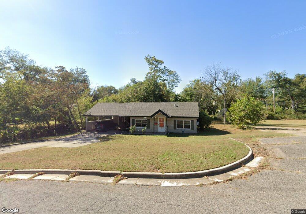 1128 N Park Ave, Shawnee, OK 74801 - photo 1