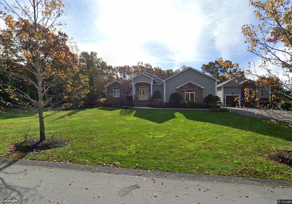 34 Crest Cir, Smithfield, RI 02917 - photo 1