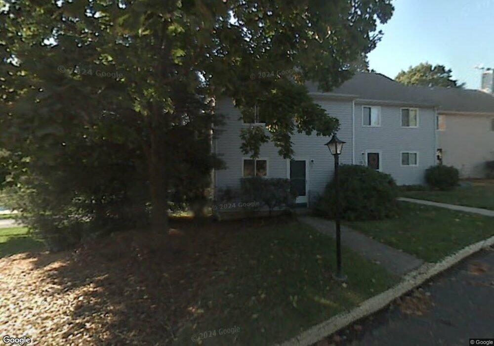 1 Shawnee Ct, Cromwell, CT 06416 - photo 1