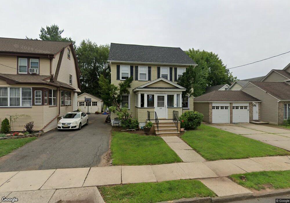 211 Summit Rd unit 213, Elizabeth, NJ 07208 - photo 1