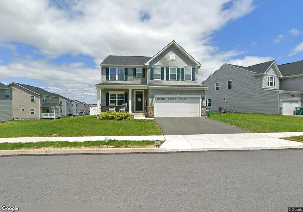 6557 Scenic View Dr, Macungie, PA 18062 - photo 1