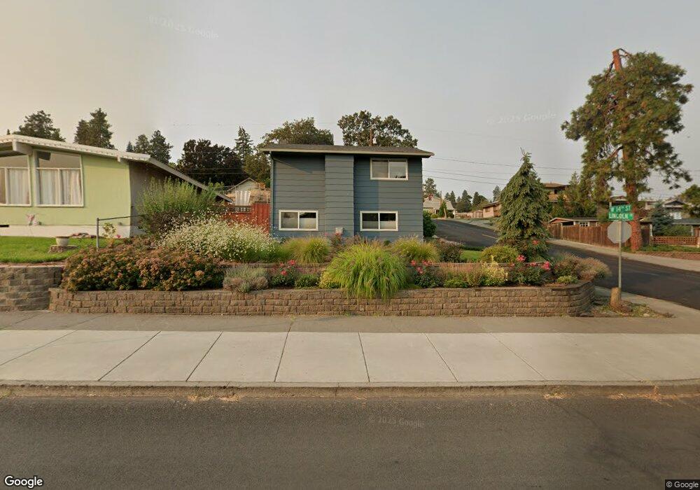 222 W 14th St, the Dalles, OR 97058 - photo 1