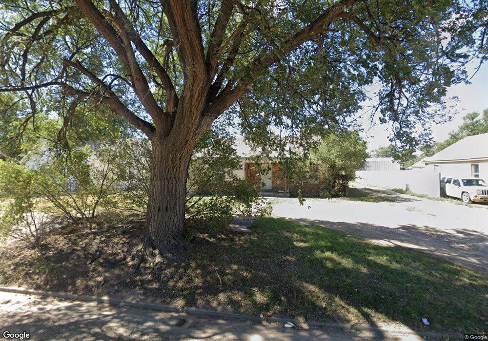614 Binkley Ave, Dumas, TX 79029 - photo 1