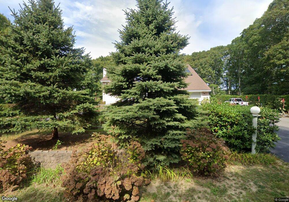 31 Hanson Cir, East Falmouth, MA 02536 - photo 1