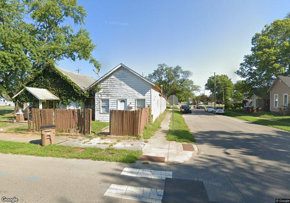 1132 8th St, Columbus, IN 47201 - photo 1