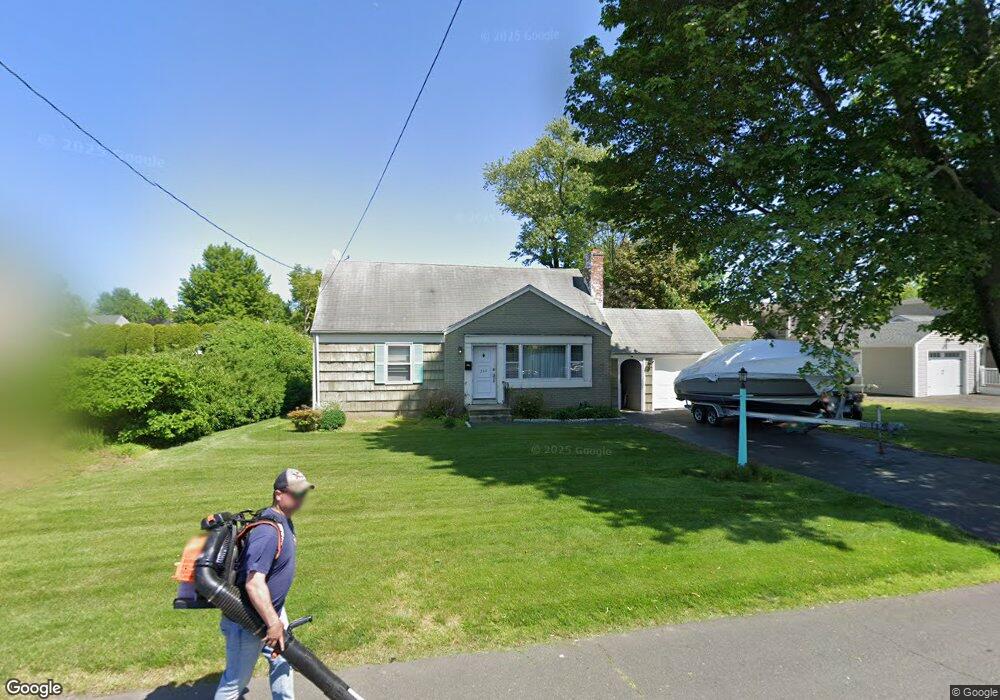 210 Spruce St, Stratford, CT 06615 - photo 1